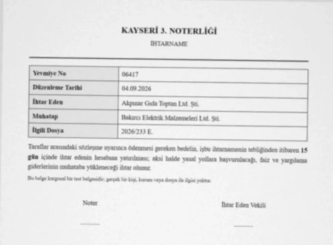 Bulanık taranmış kurgusal bir ihtarname: noterlik adı, yevmiye numarası, düzenleme tarihi, taraflar, ilgili dosya numarası ve 15 günlük süre okunabiliyor